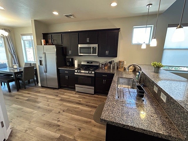 Furnished Finder property 709879_1 photo 10