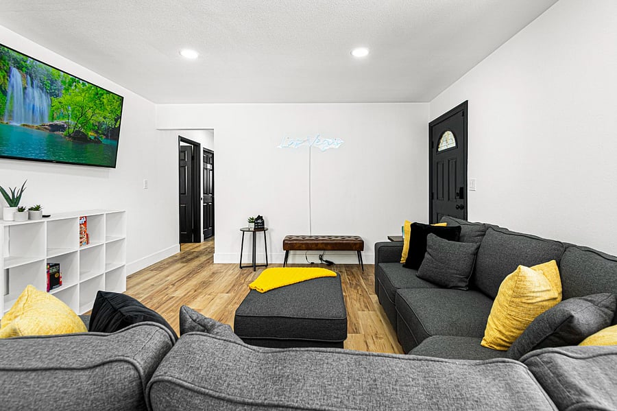 Furnished Finder property 709898_1 photo 8