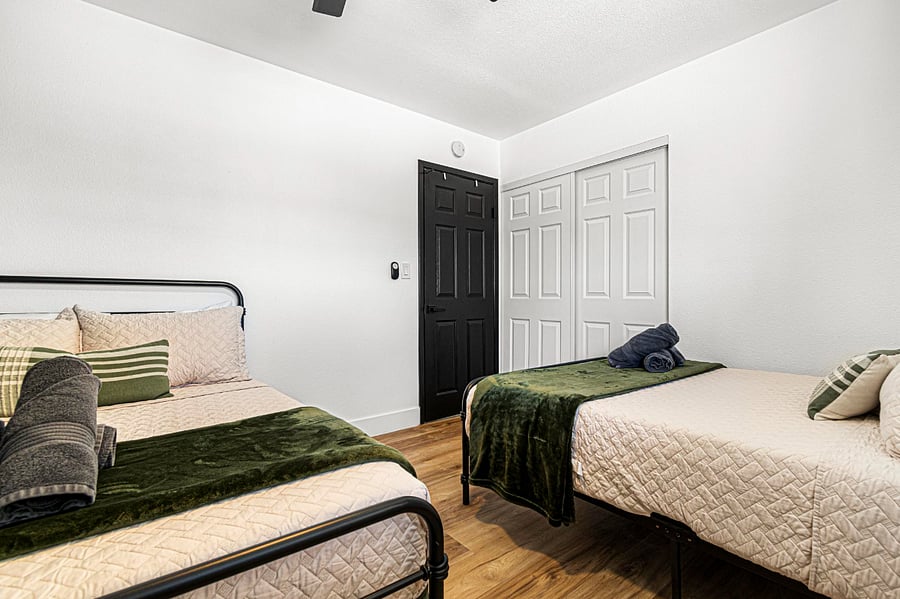 Furnished Finder property 709898_1 photo 15