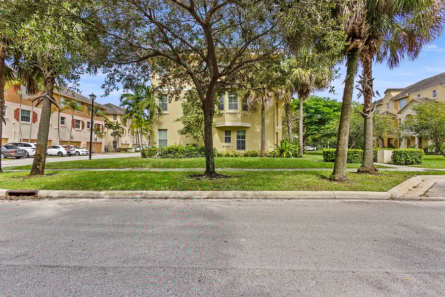 Furnished Finder property 709922_1 photo 5