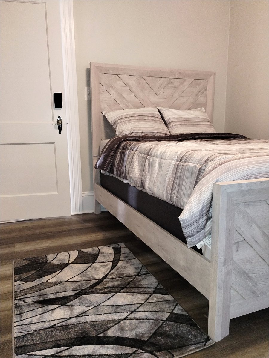 Furnished Finder property 709945_1 photo 16
