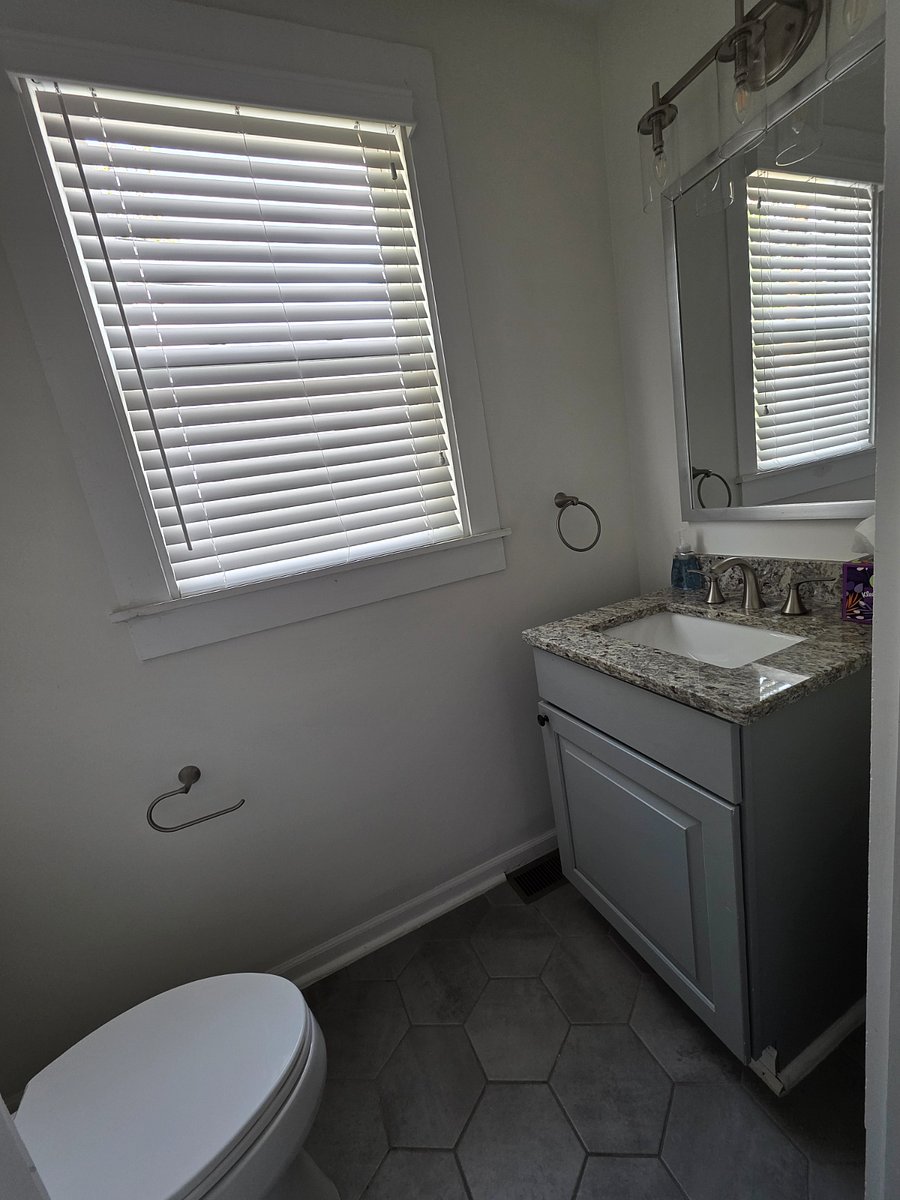 Furnished Finder property 709956_2 photo 6