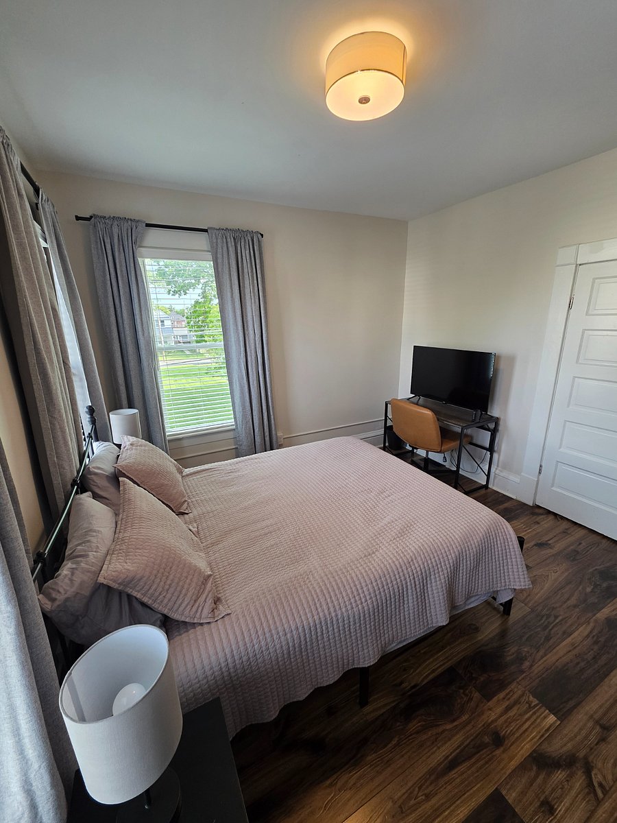 Furnished Finder property 709956_2 photo 15