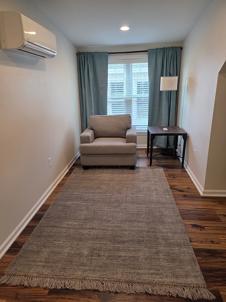 Furnished Finder property 709956_2 photo 23