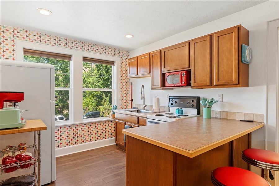 Furnished Finder property 709971_1 photo 11