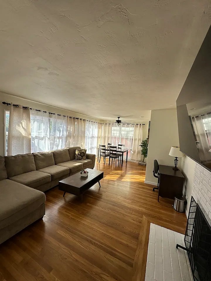 Furnished Finder property 709996_1 photo 7