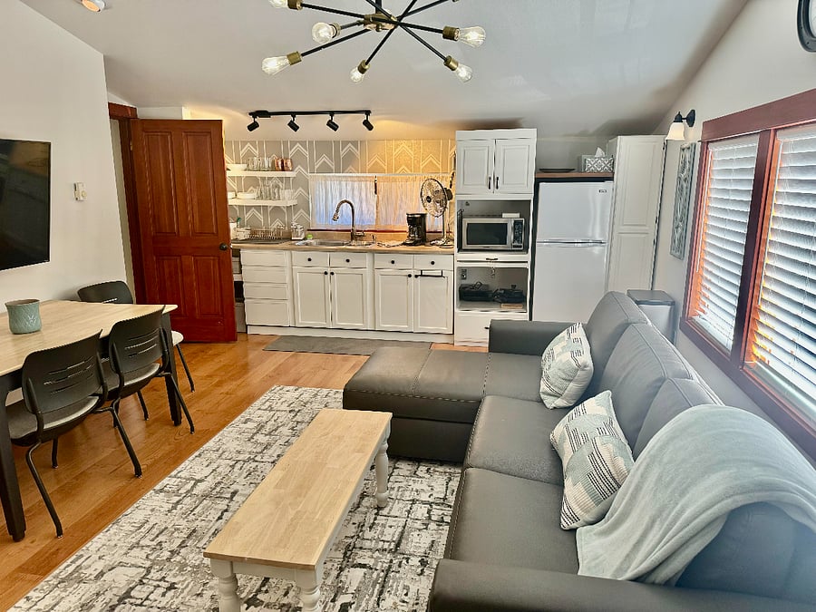 Furnished Finder property 710017_1 photo 9