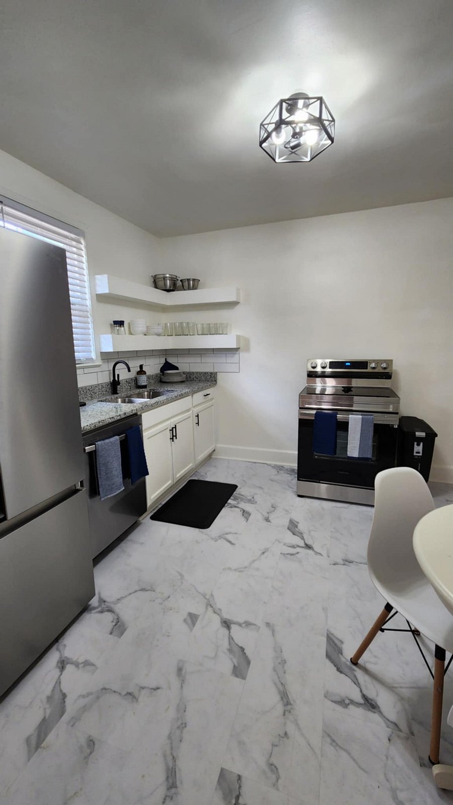 Furnished Finder property 710049_1 photo 6