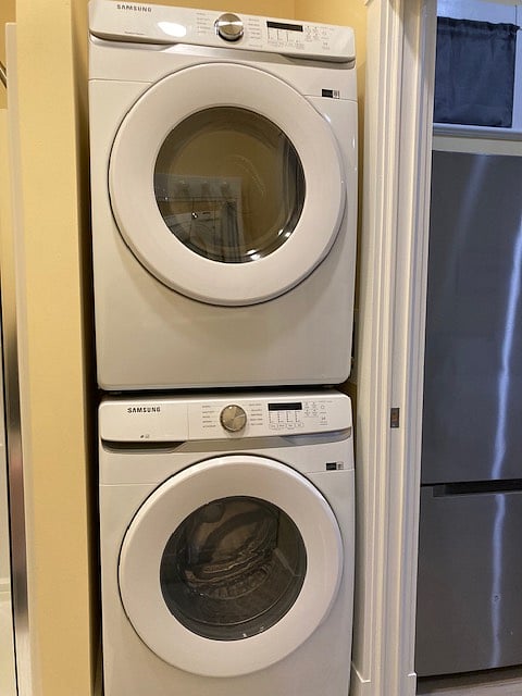 Full-sized Washer & Dryer.