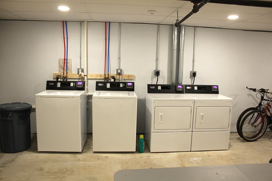 Pay w/ credit card washer & dryer 