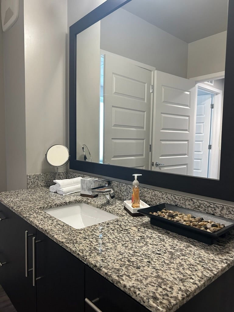 Furnished Finder property 710195_1 photo 5