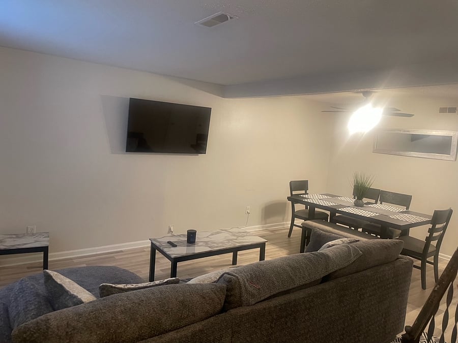 Furnished Finder property 710220_1 photo 3