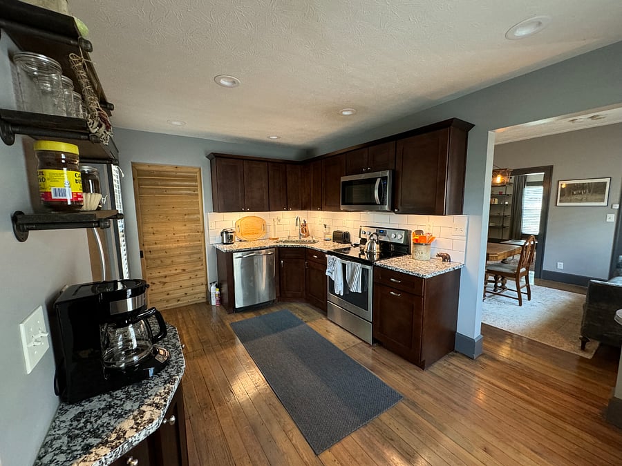 Furnished Finder property 710238_1 photo 12