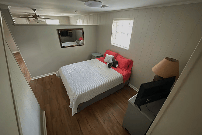 Furnished Finder property 710252_2 photo 9