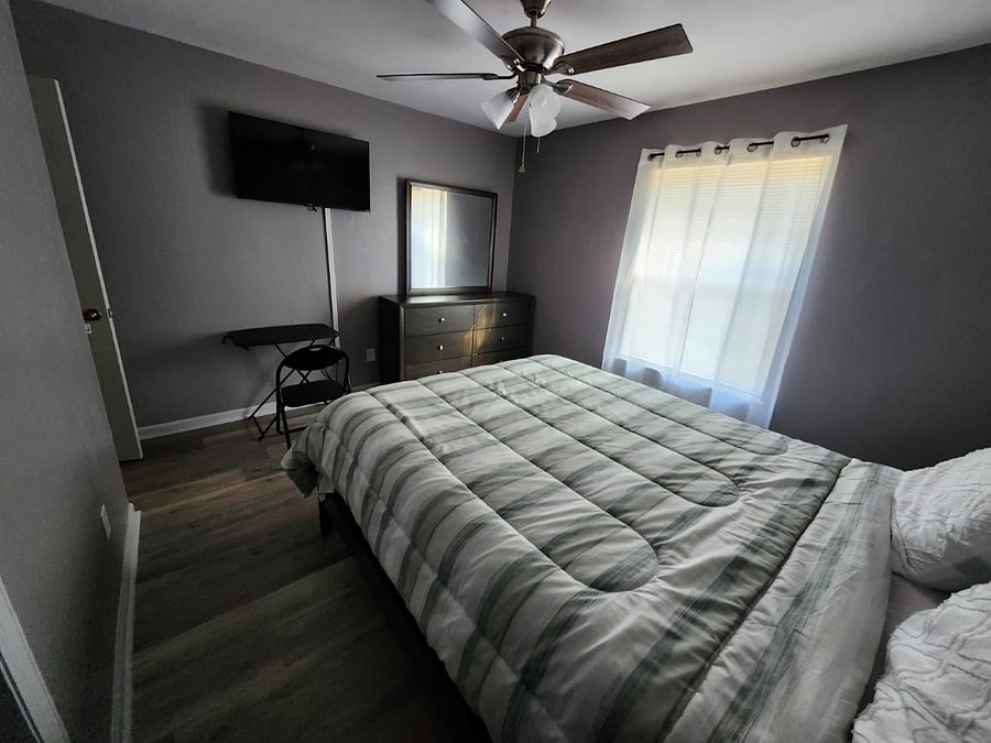 Furnished Finder property 710346_2 photo 5