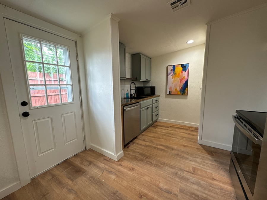 Furnished Finder property 710359_1 photo 5
