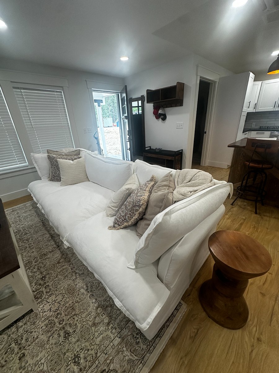 Furnished Finder property 710392_1 photo 45