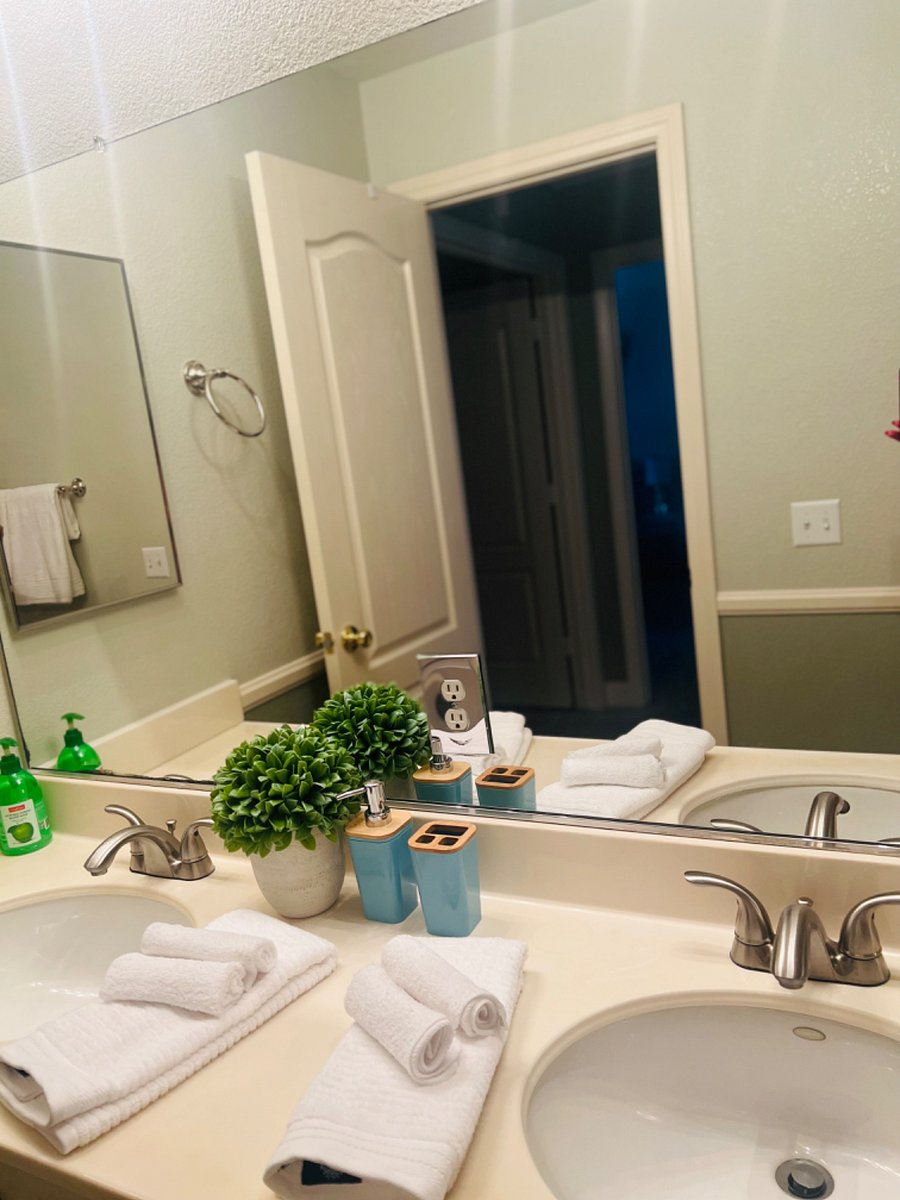 Furnished Finder property 710401_1 photo 12