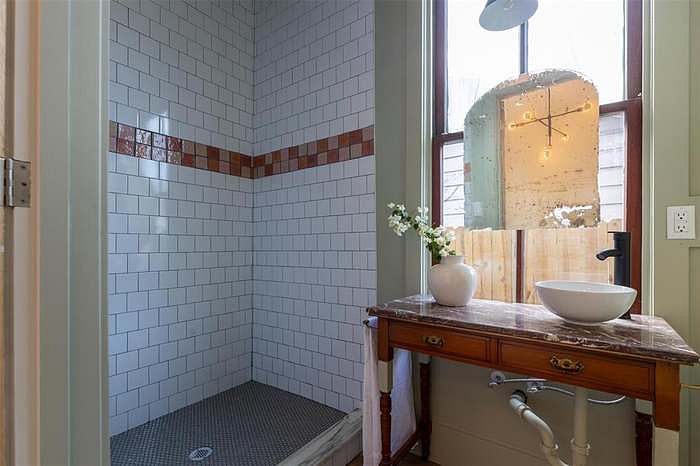 Furnished Finder property 710452_1 photo 6
