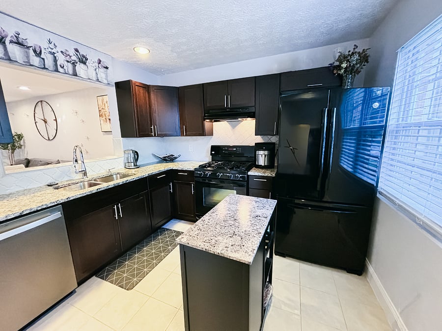 Kitchen Island and other appliances available for use