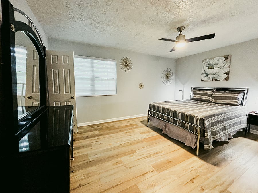 Queen Bedroom #2
