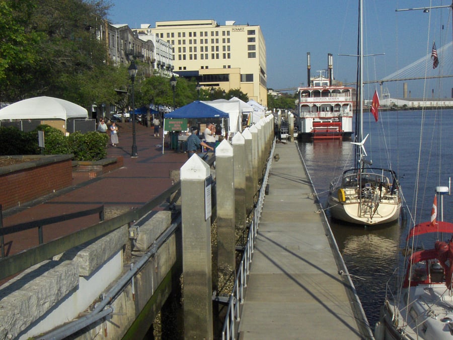 River Street and its cobblestones is to the north...about 7/10ths of a mile (10 blocks). 