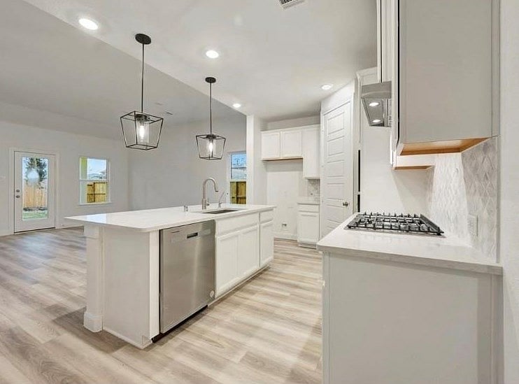 Furnished Finder property 710595_1 photo 7