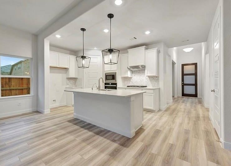 Furnished Finder property 710595_1 photo 10
