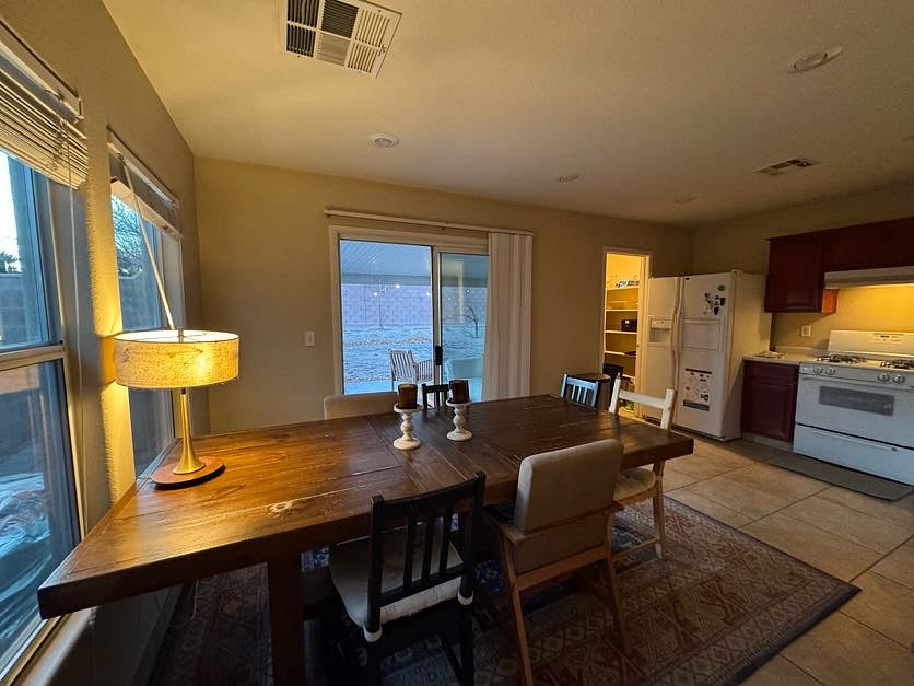 Furnished Finder property 710660_1 photo 18