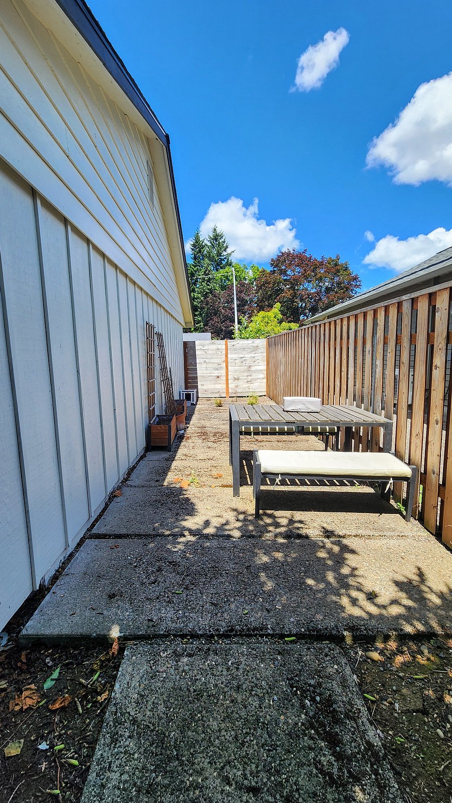 Side patio and dinner set