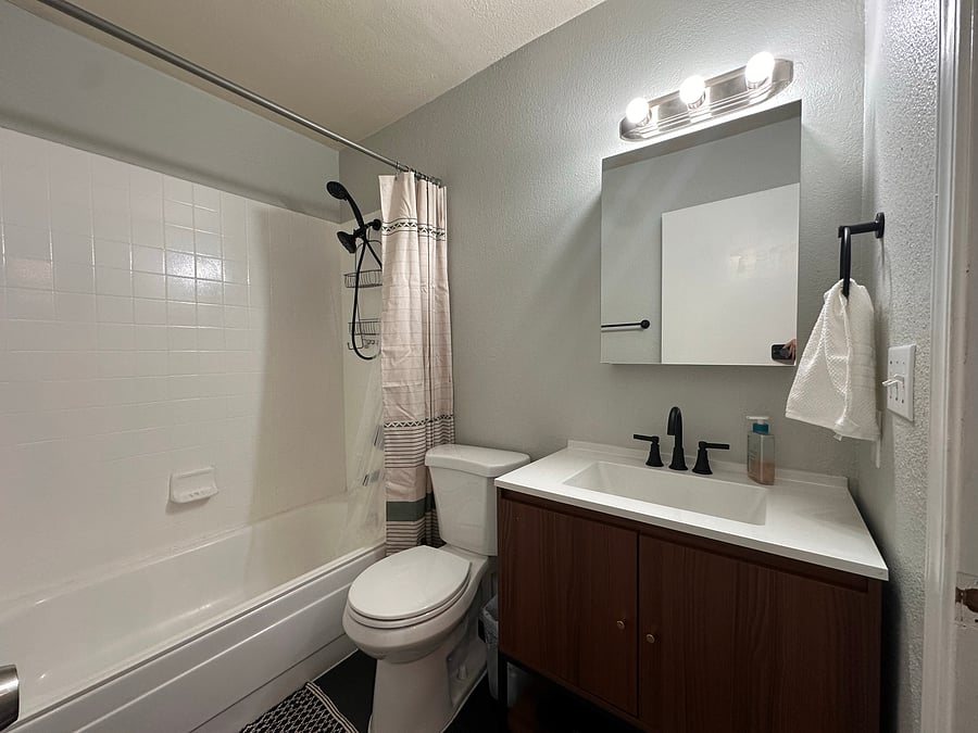 Furnished Finder property 710706_1 photo 23