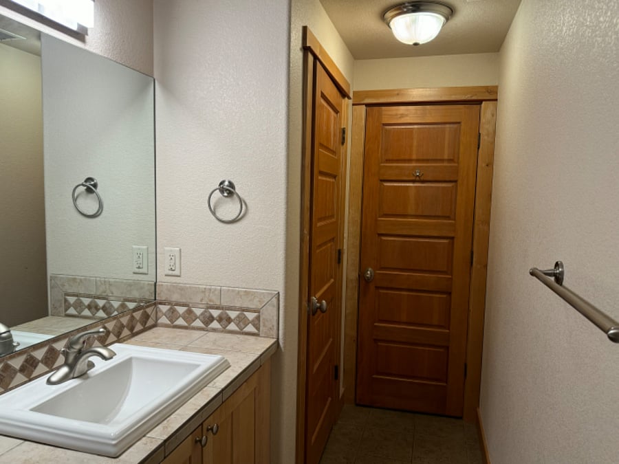 Furnished Finder property 710760_1 photo 4