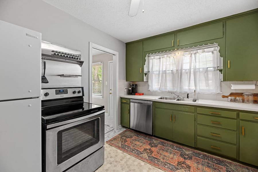 Furnished Finder property 710769_1 photo 8