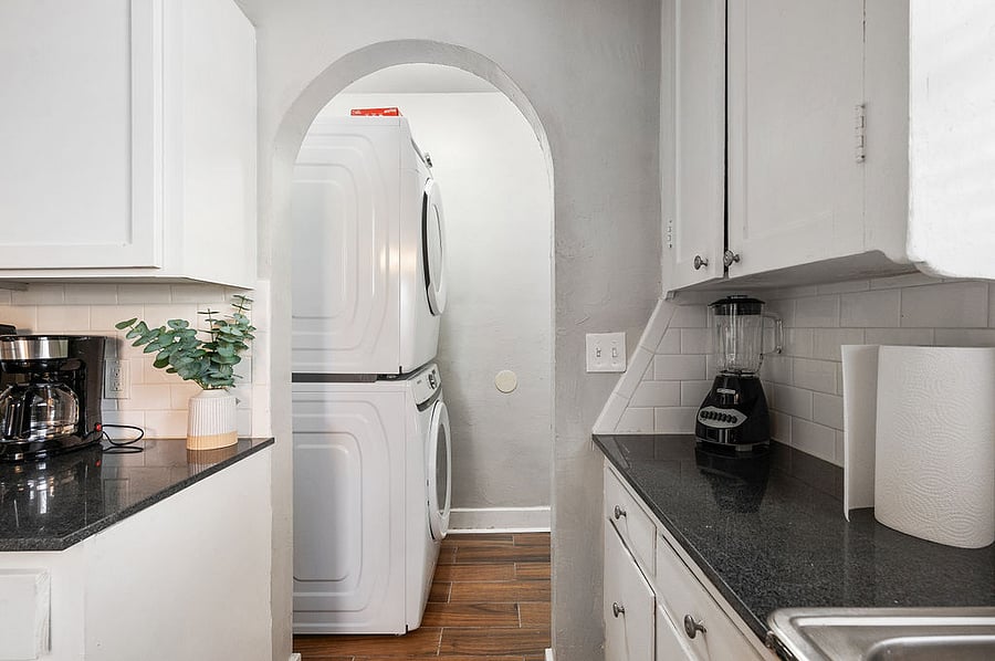 Furnished Finder property 710843_1 photo 15