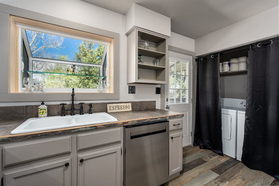 Furnished Finder property 710844_1 photo 11