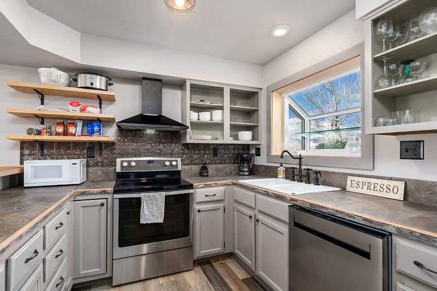 Furnished Finder property 710844_1 photo 6