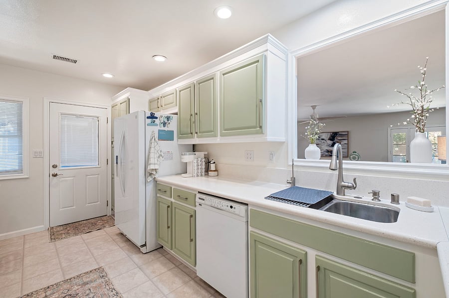 Furnished Finder property 710851_1 photo 28