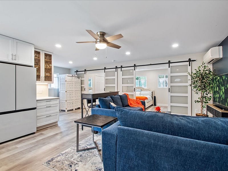 Furnished Finder property 710859_1 photo 3