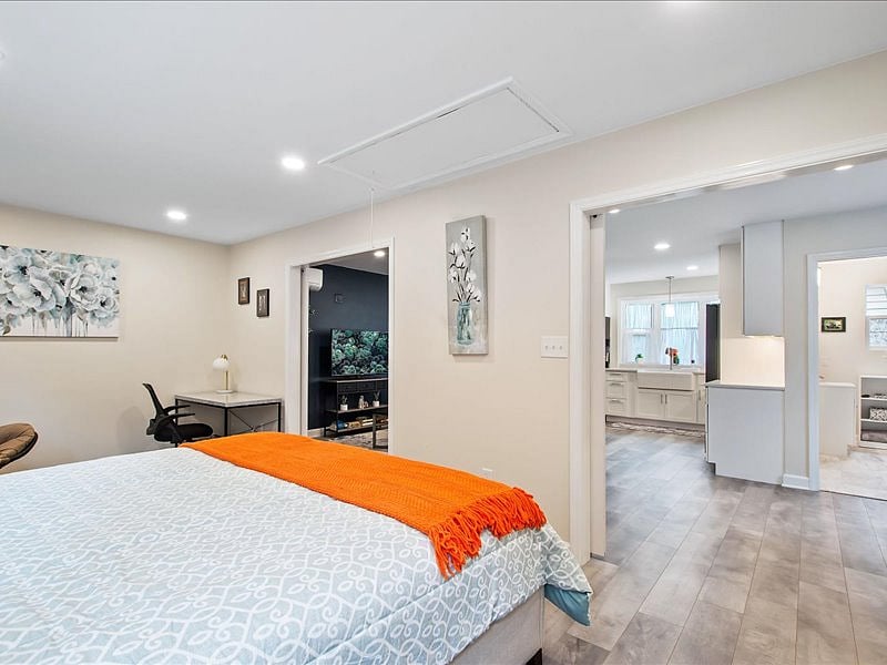 Furnished Finder property 710859_1 photo 11