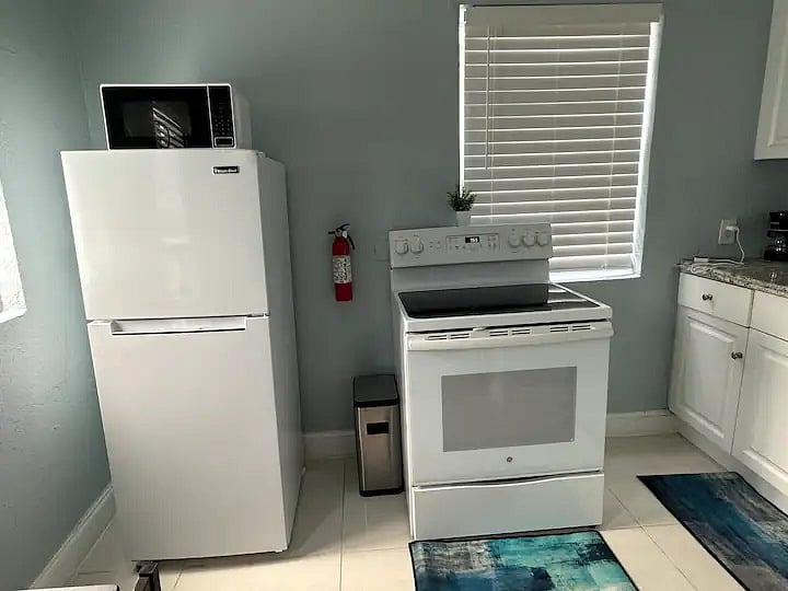 Furnished Finder property 710861_2 photo 3