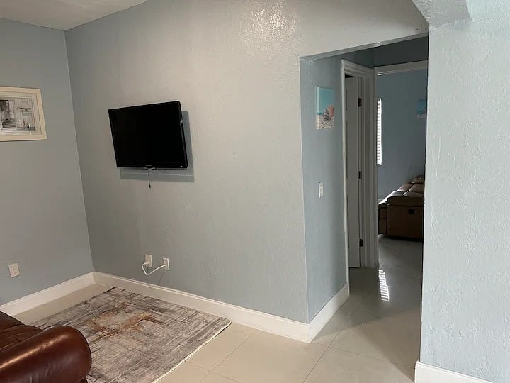 Furnished Finder property 710861_2 photo 5