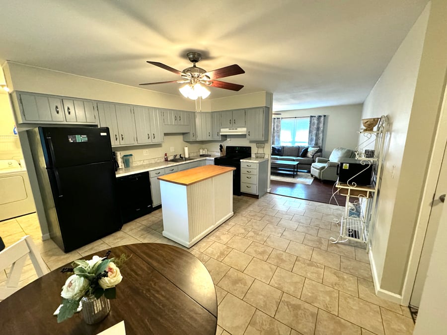 Furnished Finder property 710864_1 photo 3