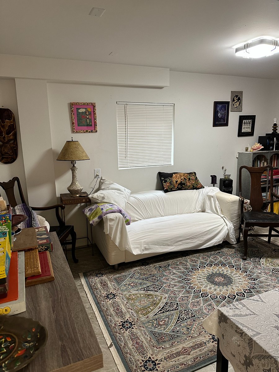 Ground floor common room.