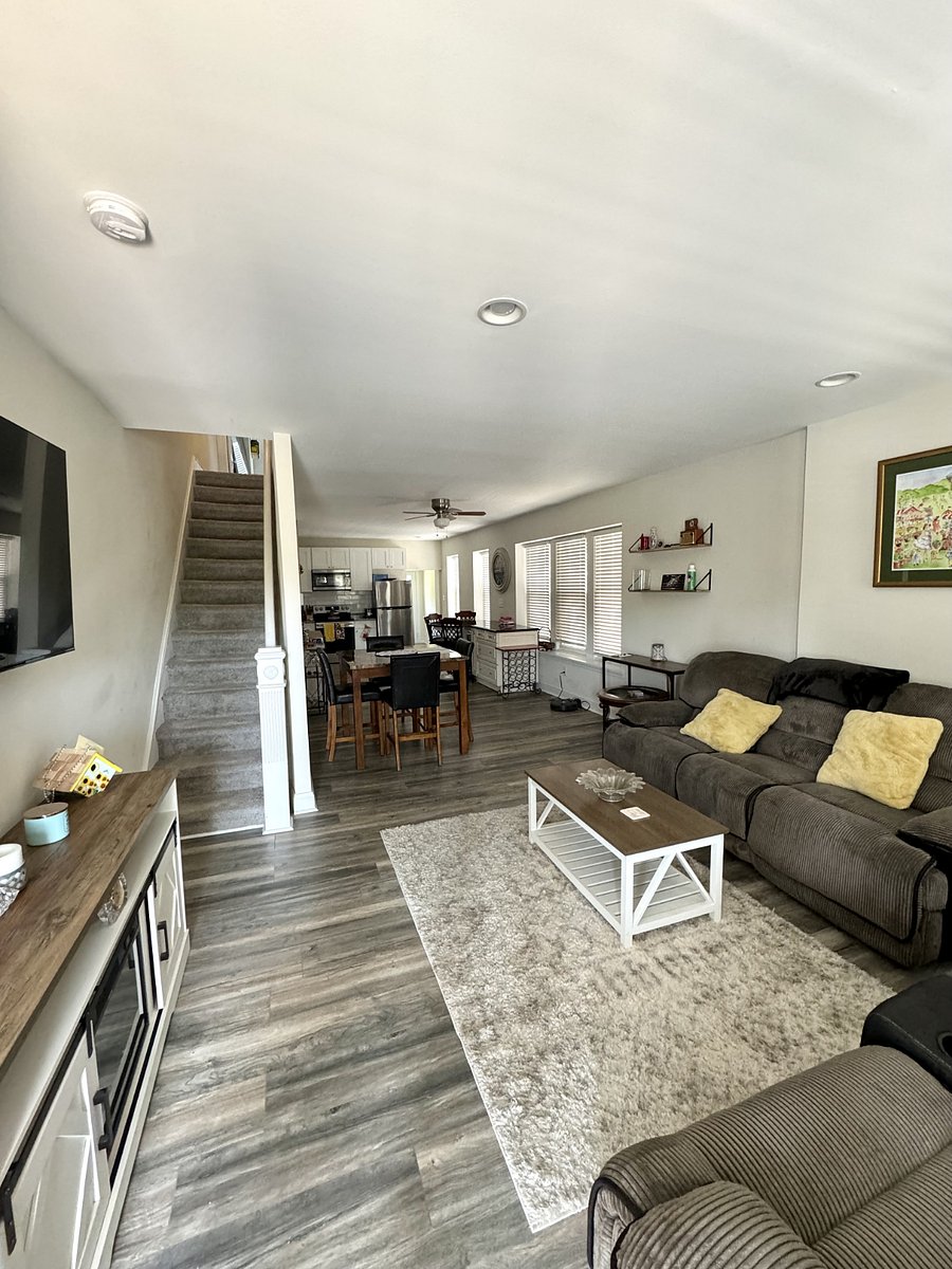 Furnished Finder property 710873_1 photo 3