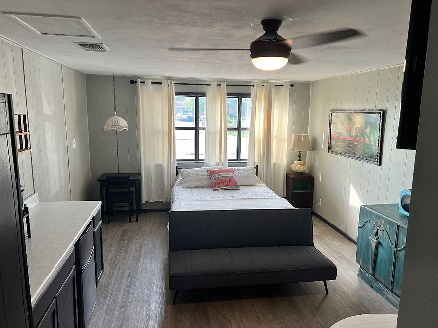 Furnished Finder property 710883_1 photo 1