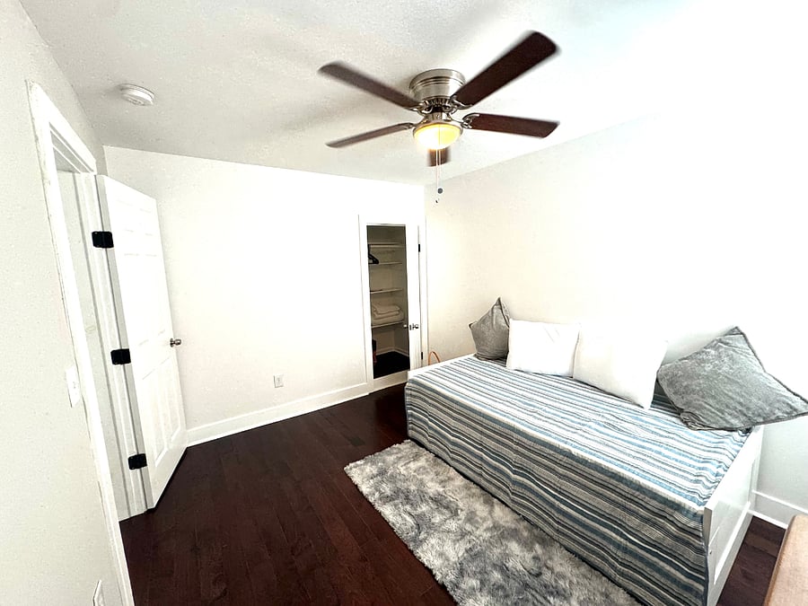 Furnished Finder property 710885_1 photo 14