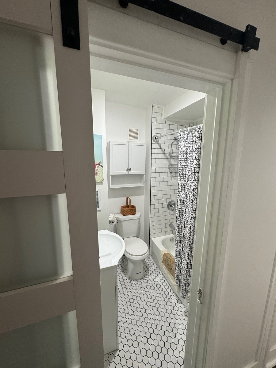 Furnished Finder property 710885_1 photo 15
