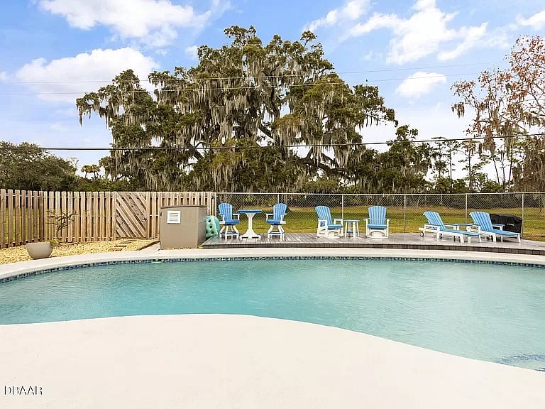 Furnished Finder property 710970_1 photo 4