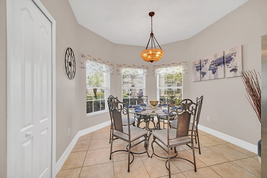 Furnished Finder property 711011_1 photo 9