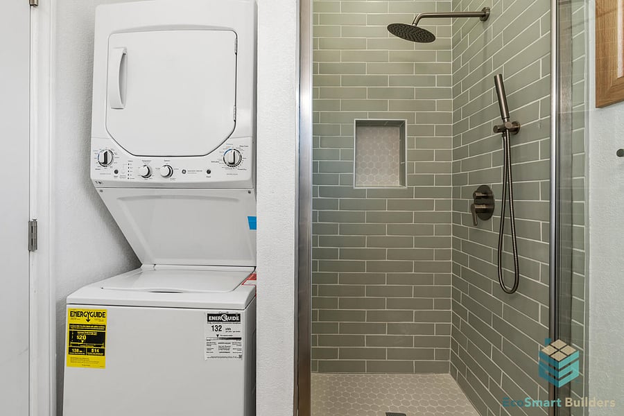 In-unit washer & dryer, rain shower
